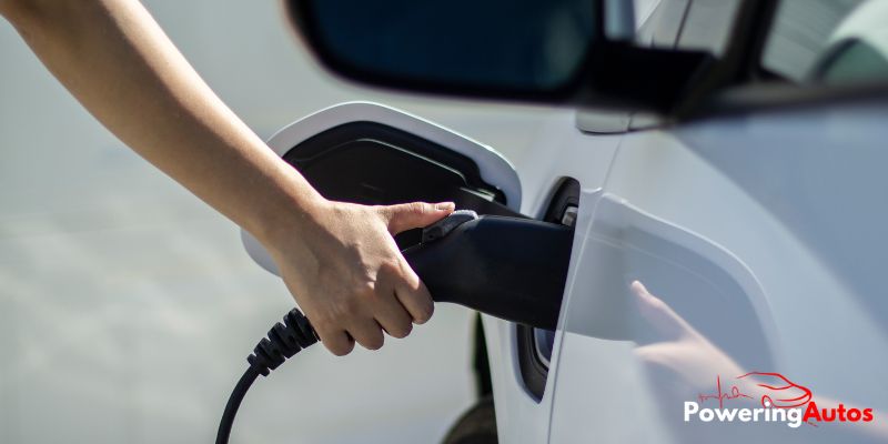 Do Hybrid Vehicles Need to Be Plugged in to Charge?
